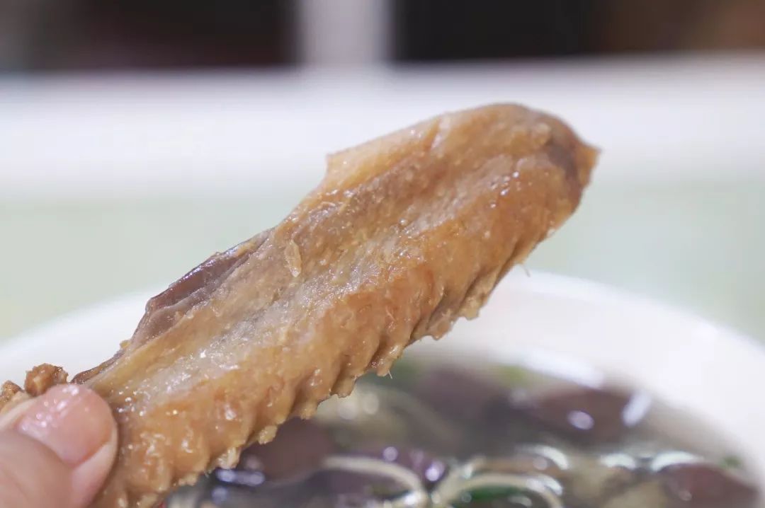 无夜市不夏天!西园里菜场竟然是个“深夜大食堂”?