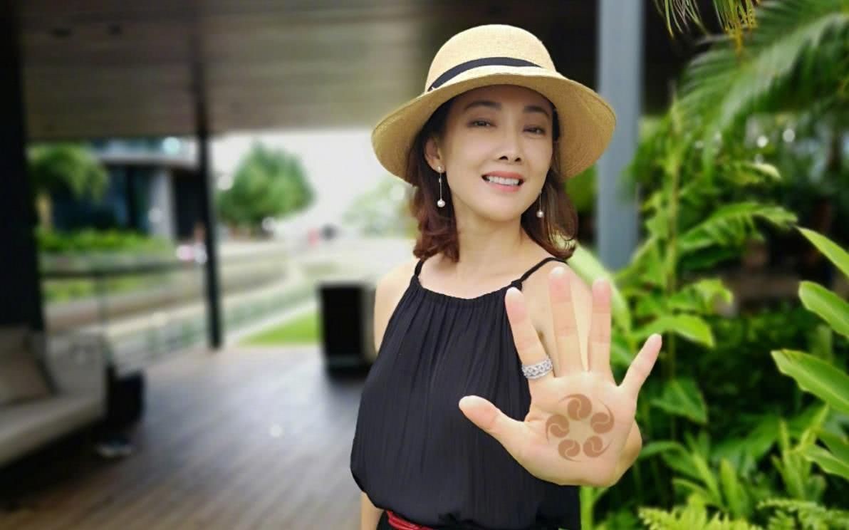 演员牛莉的个人资料,牛莉的人生可不那么简单