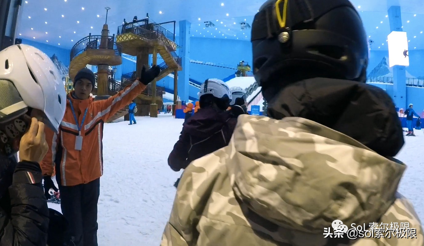 融创雪世界广州能滑多久,融创雪世界广州攻略视频