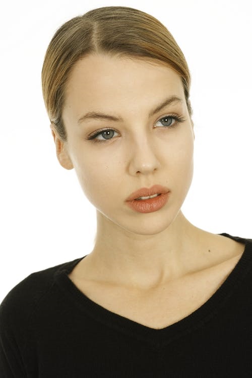 ps调整人像照片颜色,ps登记照片怎么把人像肤色提亮