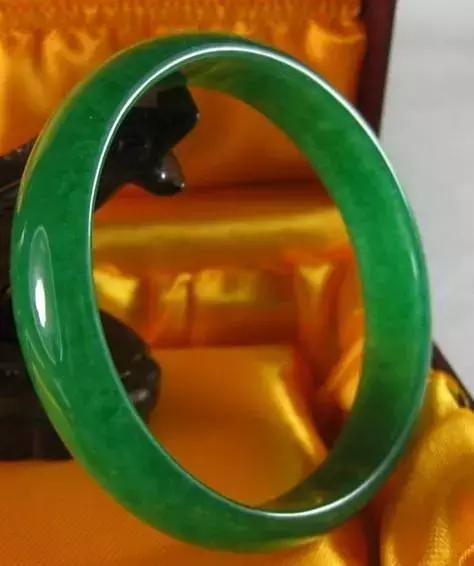 以玉命名的4种石头,似玉非玉的石头