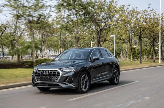 2022奥迪q345tfsiquattro,奥迪q3全时四驱与q5适时四驱