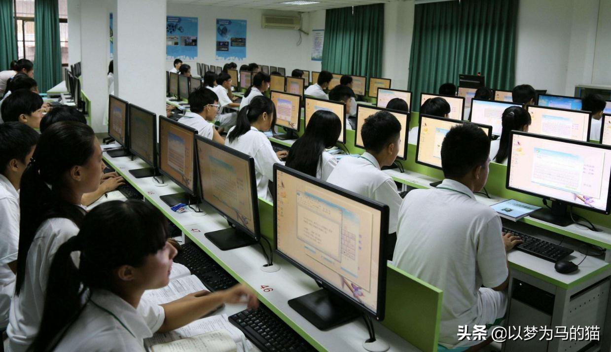 比较热门的专业排名,十大热门就业专业排名