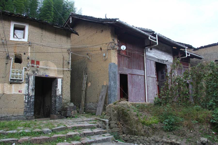 农村两高一低,农村盖房两低夹一高