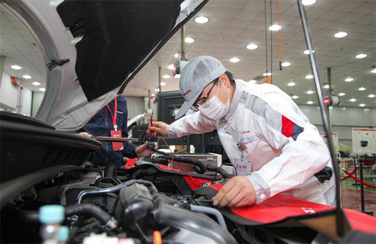 车辆维保一般多少钱,车辆保养是4s店好还是修理厂好