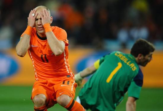 足球史上十大悲伤时刻,天下足球足坛十大悲情瞬间