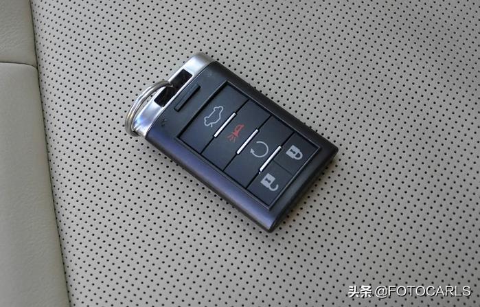 凯迪拉克sls赛威3.0豪华版,凯迪拉克sls赛威3.6