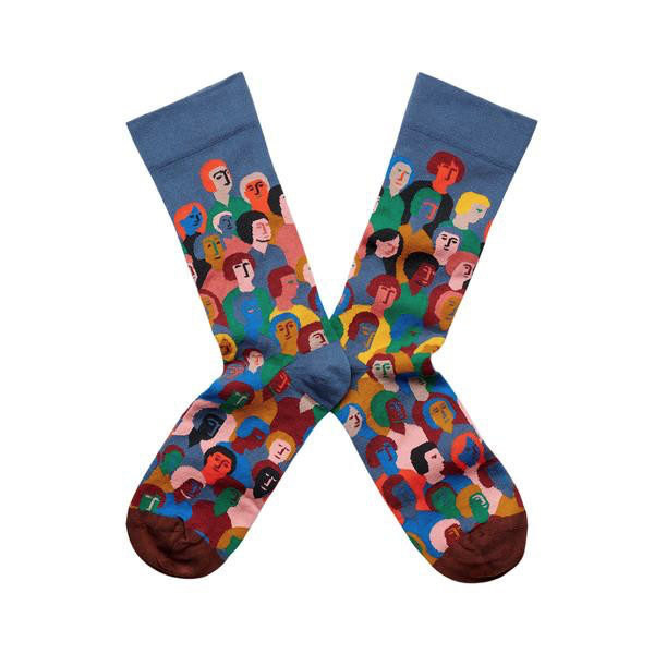 谁说袜子很无趣？BonneMaison，每一双袜子都存在强烈的故事感！