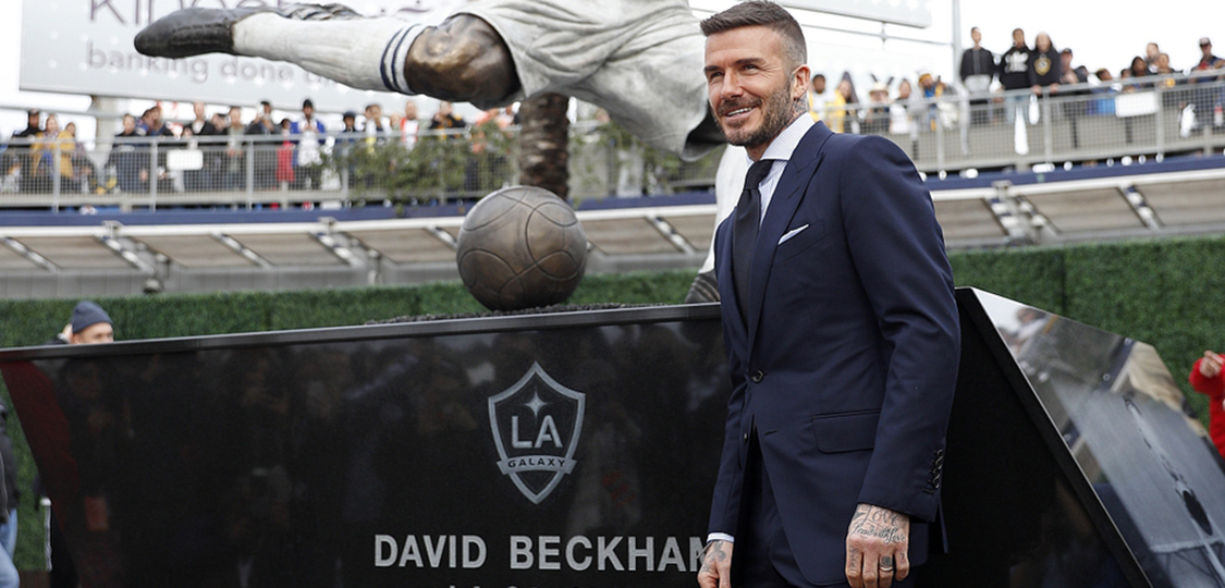 一个足球巨星的创业经历,足球巨星总资产多少亿