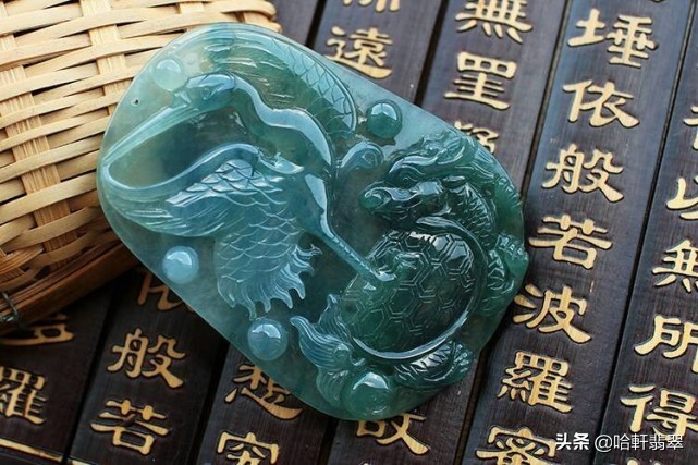 油青区别,油青属于翡翠a货吗