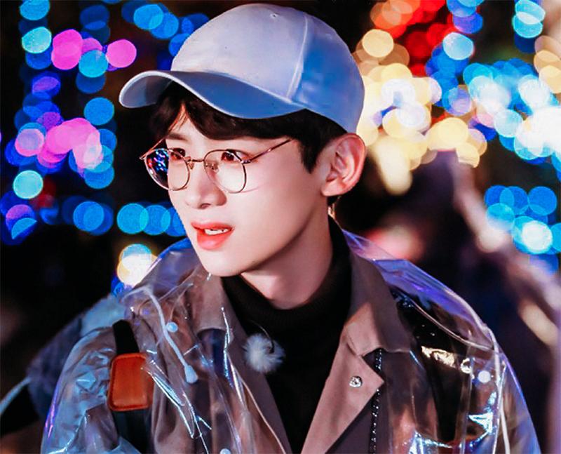 岳云鹏易烊千玺视频,王俊凯易烊千玺雨衣