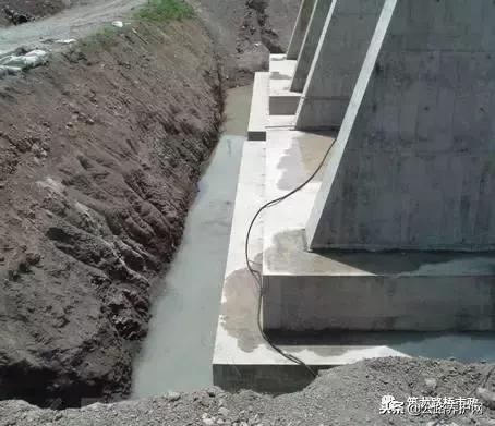 桥涵背墙达到多少强度可以回填,公路桥涵施工技术规范涵洞回填