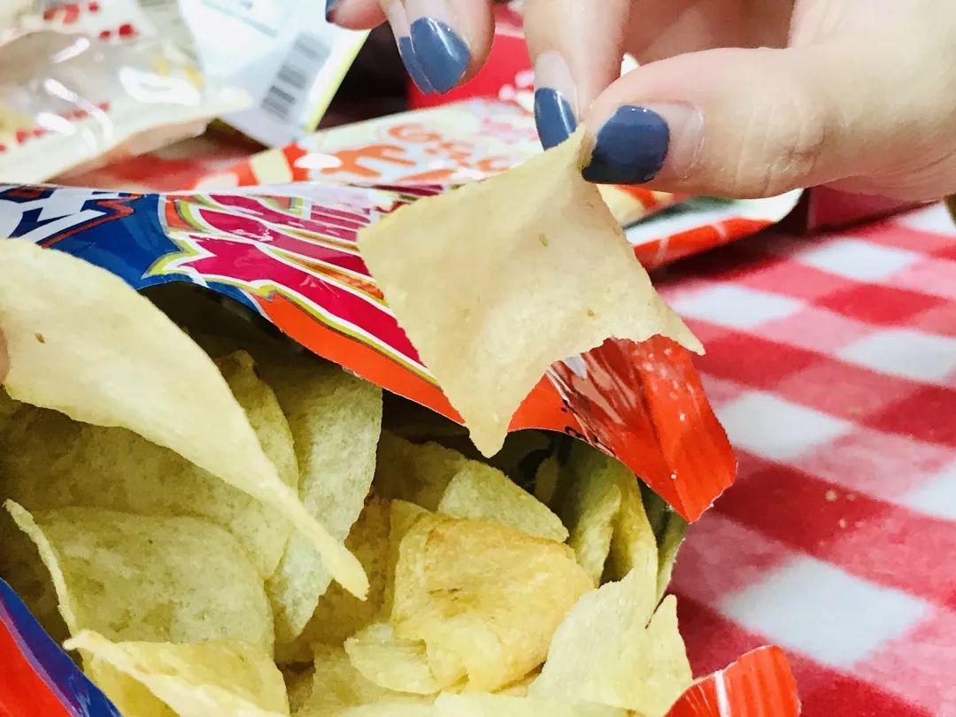 和卡乐比类似的零食,日本零食巨头卡乐比