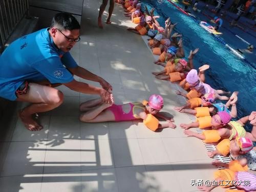 游泳是儿童最好的运动么,儿童游泳0基础学游泳