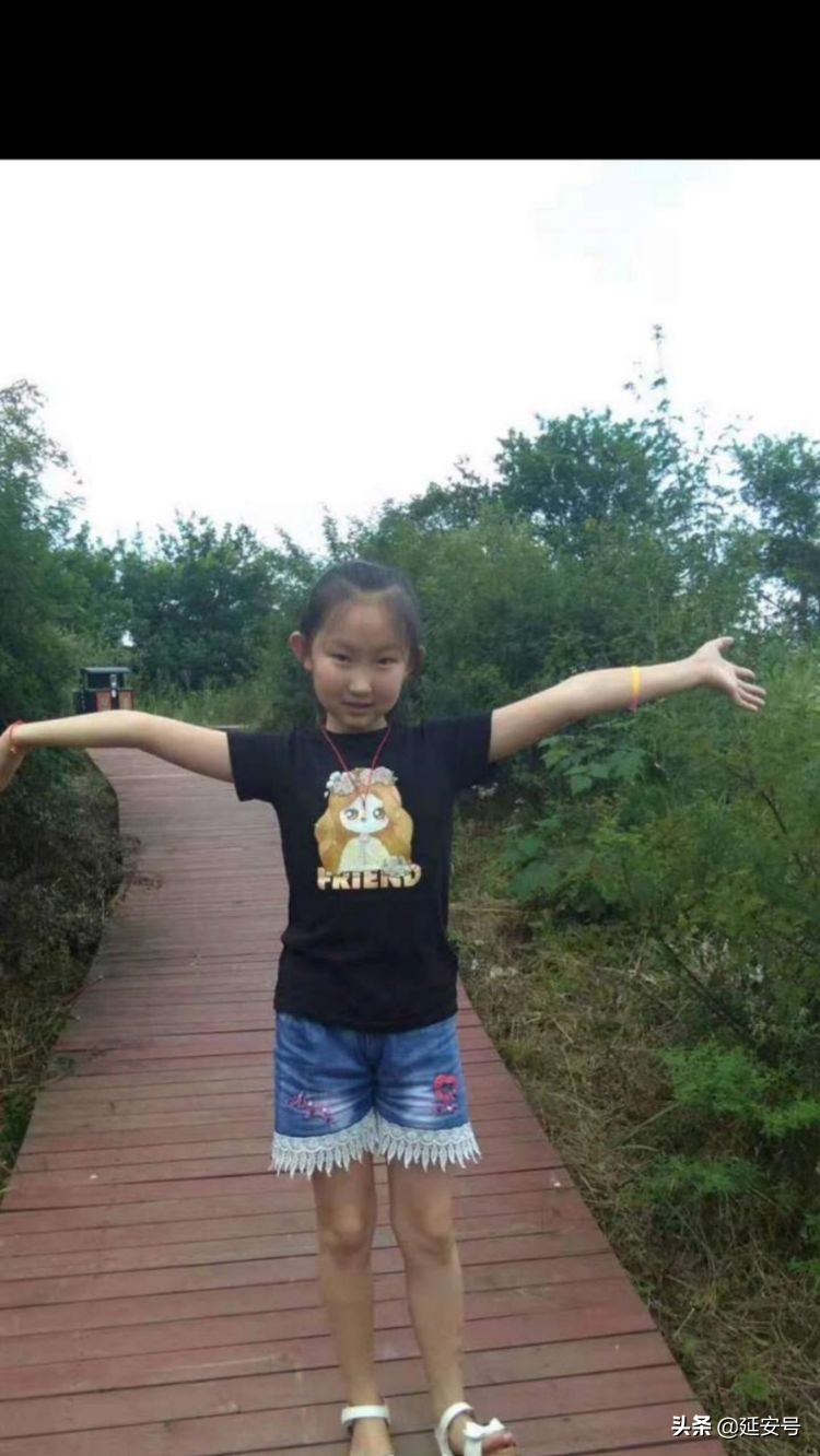 “好习惯成就一生”主题升旗仪式