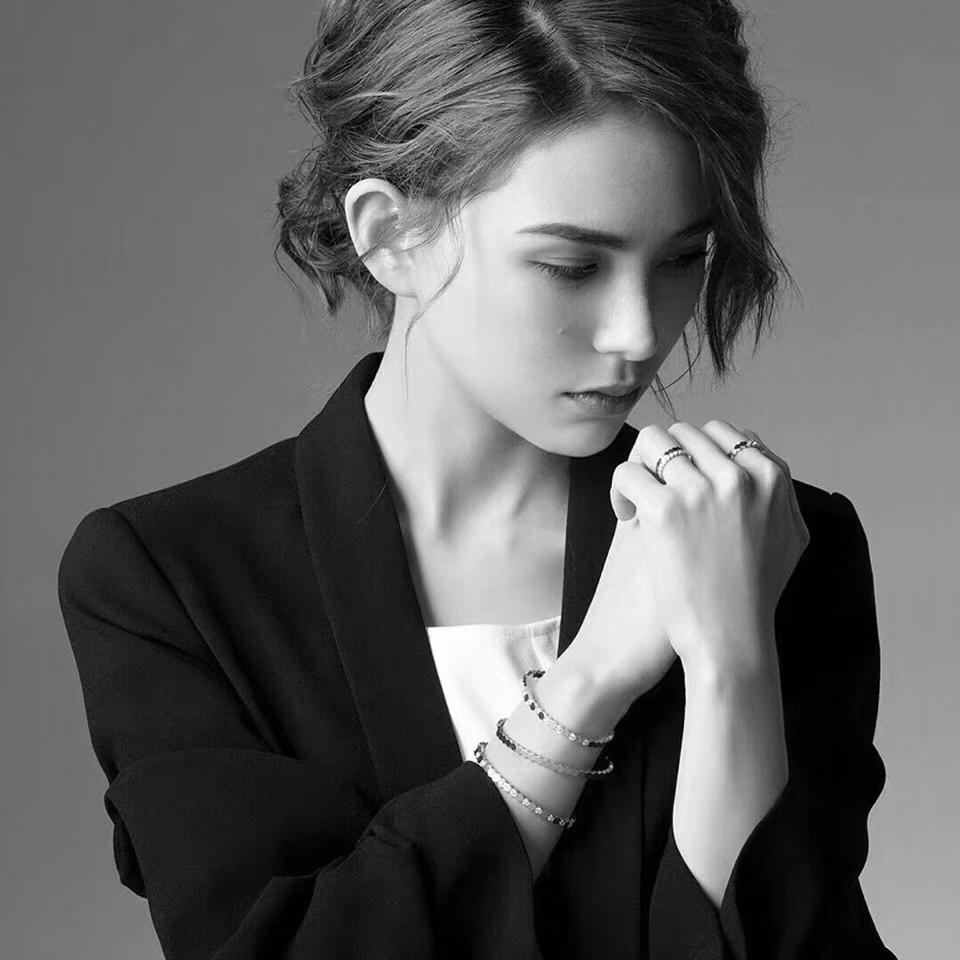 卡地亚宝格丽蒂芙尼哪个档次高,蒂芙尼卡地亚宝格丽手链哪个好