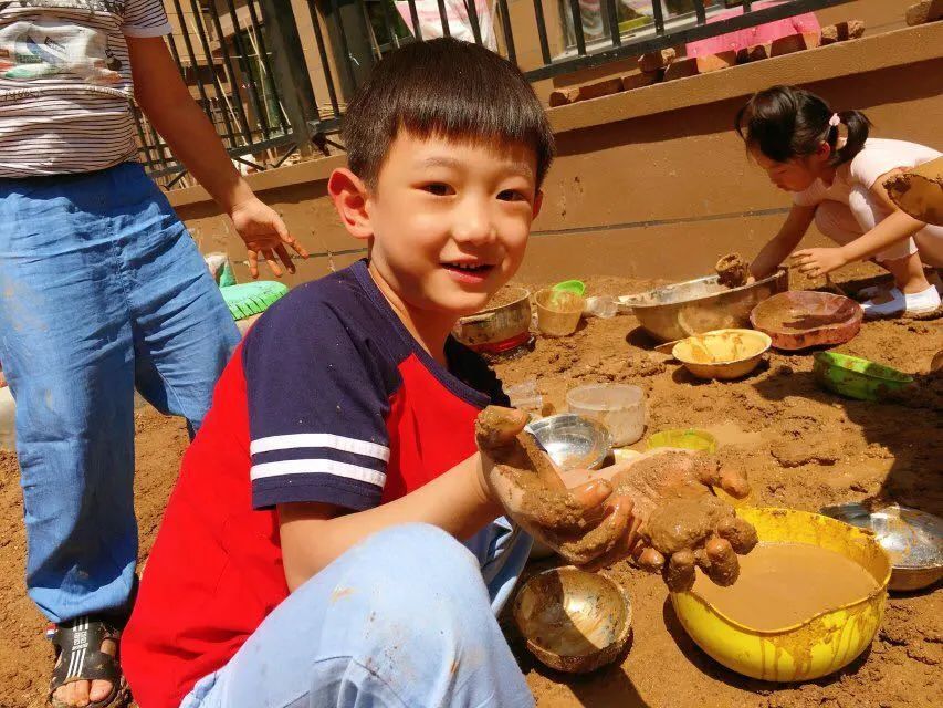 「长拖资讯」初夏绽放——老师把幼儿园的夏天和思念“打包”给你