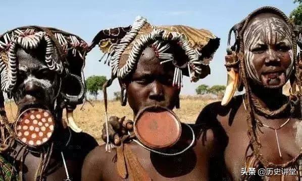 历史上那些审美陋习,古代病态审美束腰裹脚