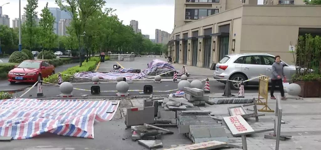 钀у北涓栫邯涔嬪厜涓囩,钀у北涓栫邯涔嬪厜缁存潈浜嬩欢