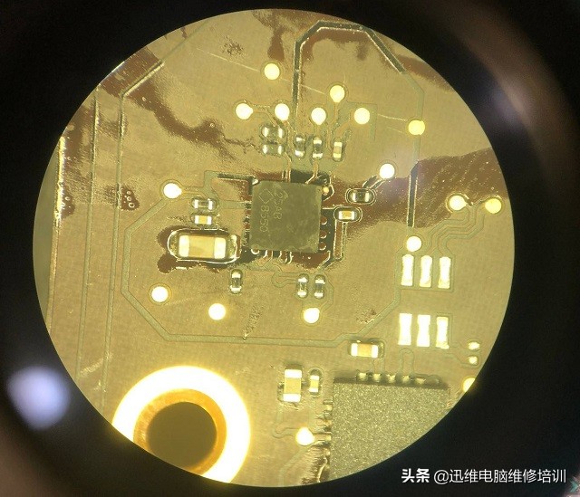 苹果笔记本a1466花屏修复价格,苹果a1466屏幕坏了还能修吗