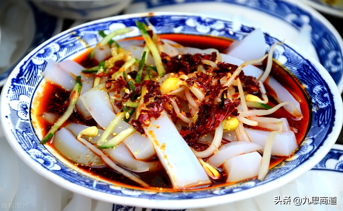 卖凉粉40年大妈,陕西大娘卖凉粉28年