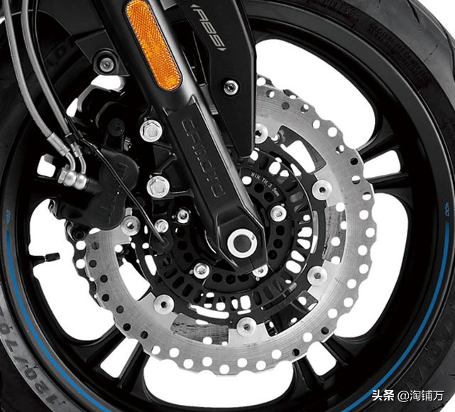 春风6000左右摩托街车,春风和光阳摩托车哪个好