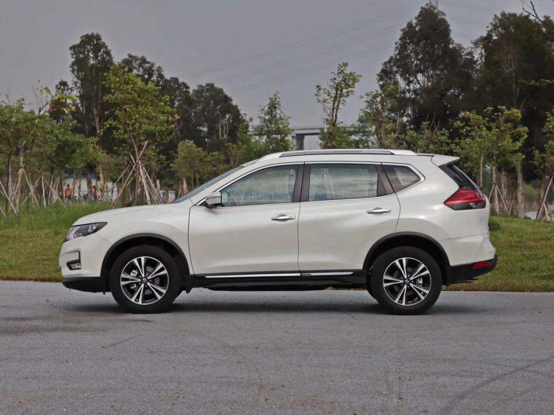 2019年奇骏销量冠军,全新奇骏2022款七座深度评测视频