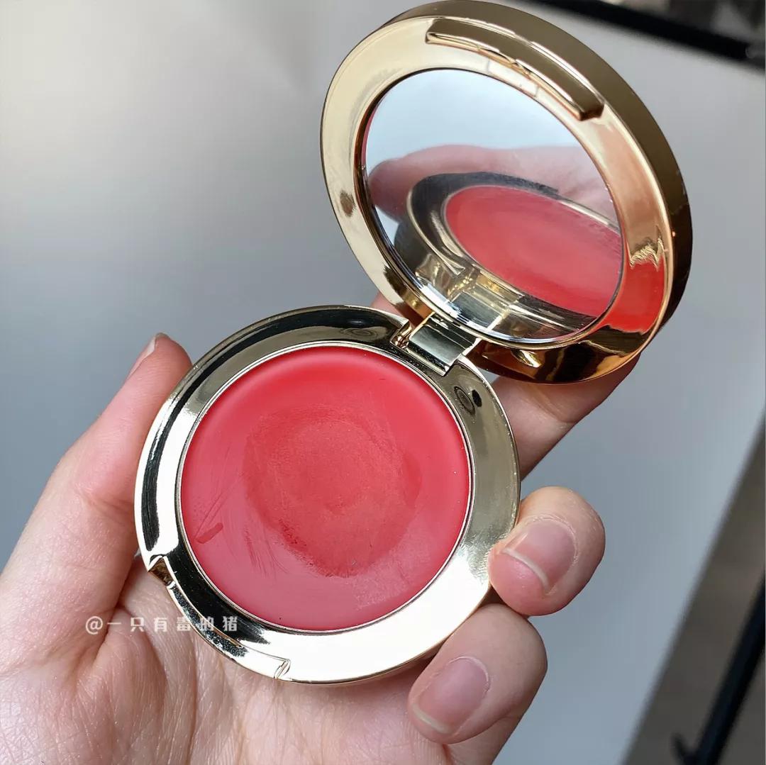 黄皮彩妆推荐一套还是二套,适合黄皮的大牌彩妆推荐眼影