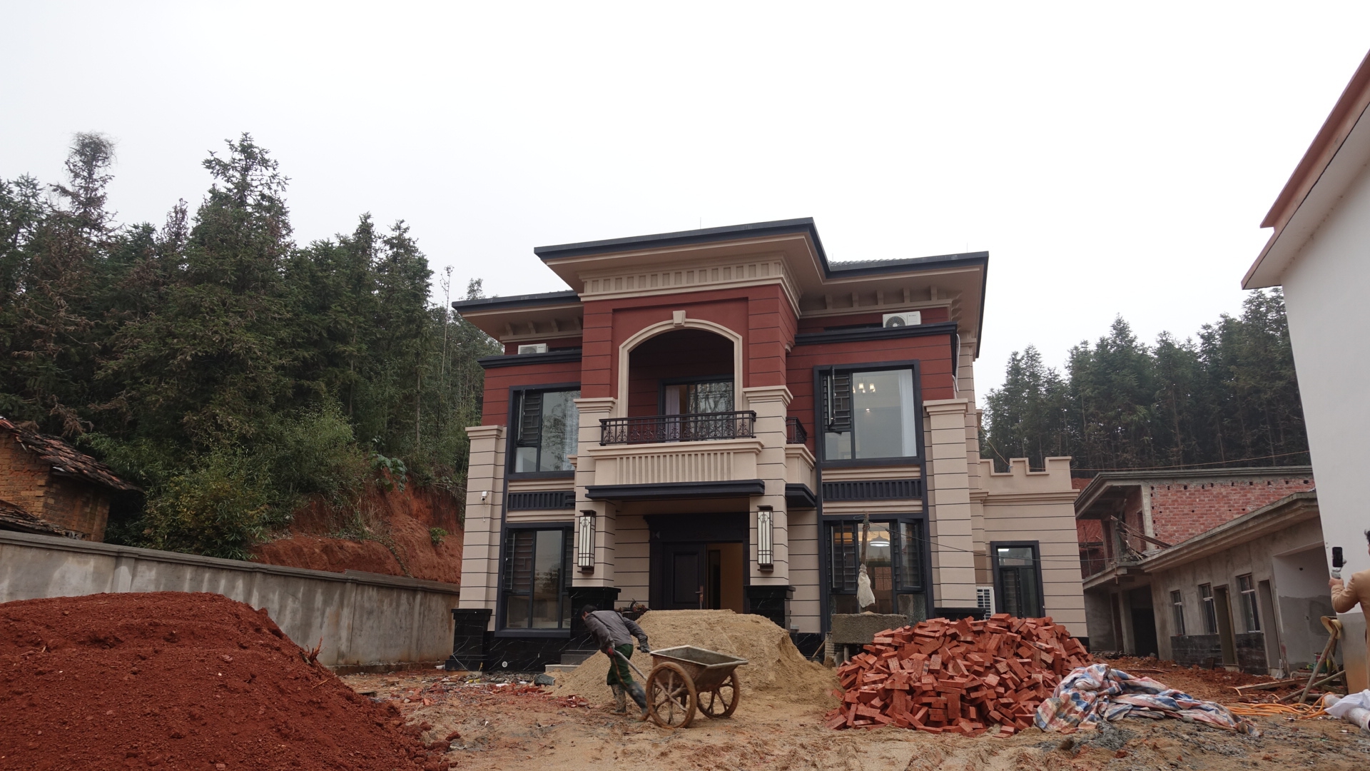 这栋和明信片一样美的乡村别墅样板间，会落在你家宅基地吗？