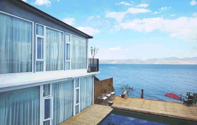 开民宿赚钱的老板,开民宿到底赚不赚钱