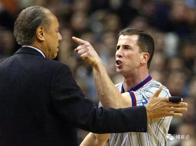 以下反常特征帮你快速识别假球