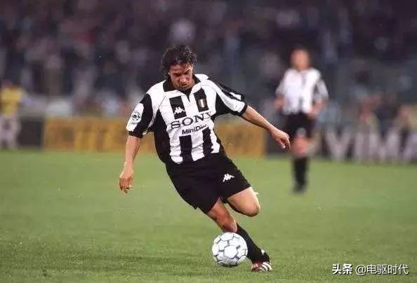 踢球只要学会这10招,傻子都能学会的踢球技巧