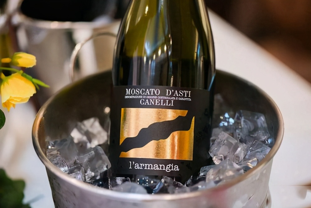 夸赞酒好的词句,夸赞酒的词