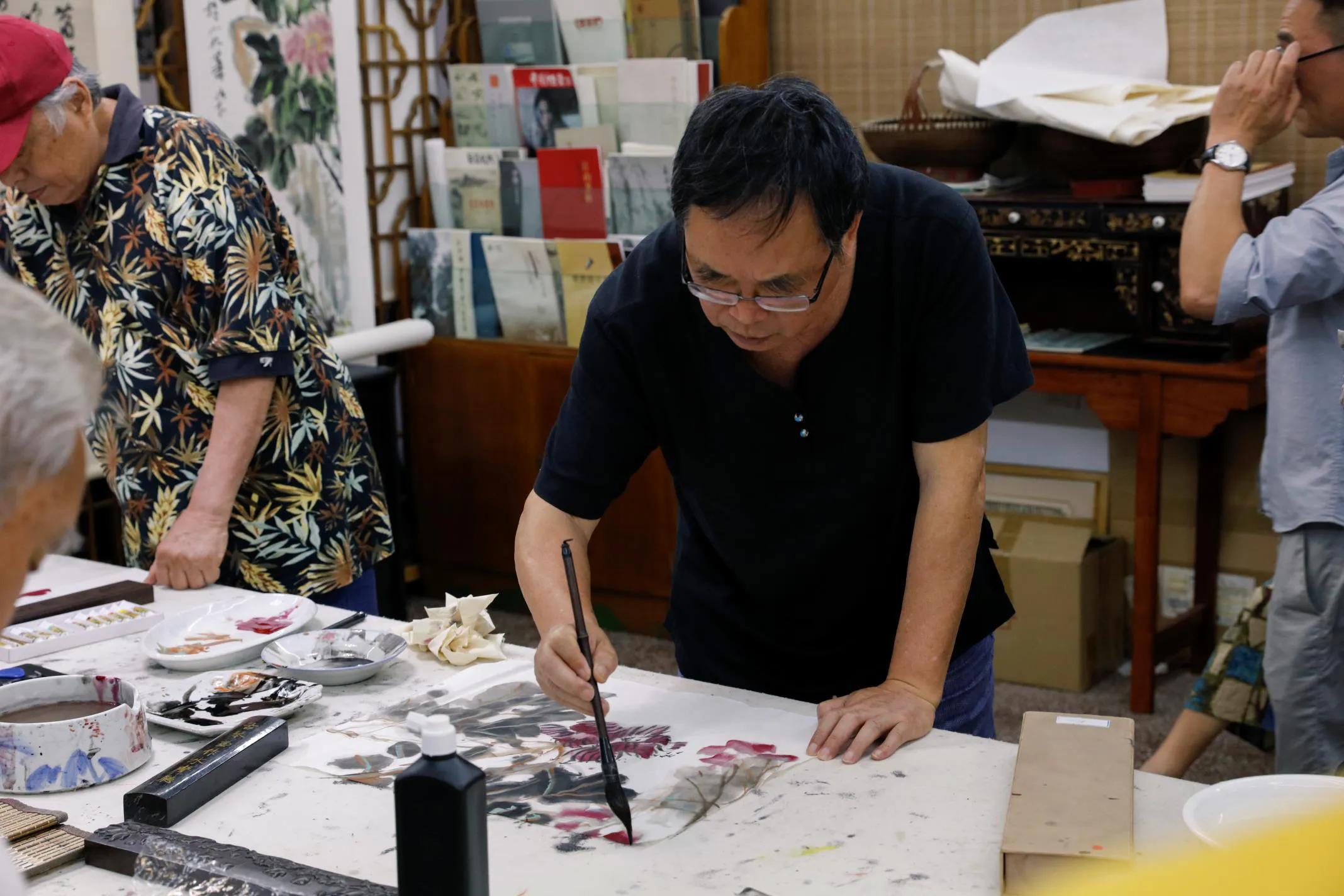 正泰光伏效果图,正泰光伏航拍