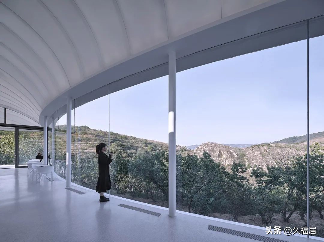 什么是超白玻璃,什么叫超白玻璃