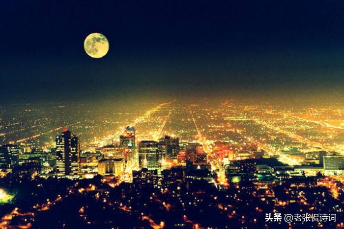 七绝描写月亮的古诗,春江花月夜里描写月亮的诗句