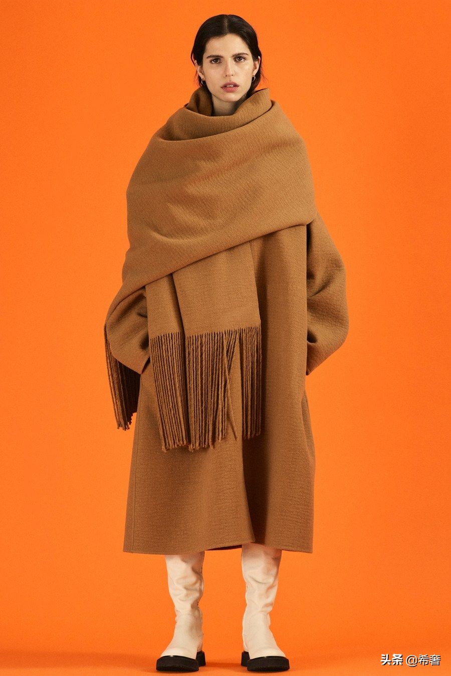 衣橱不能少了围巾保暖又时尚,保暖御寒柔软亲肤围巾