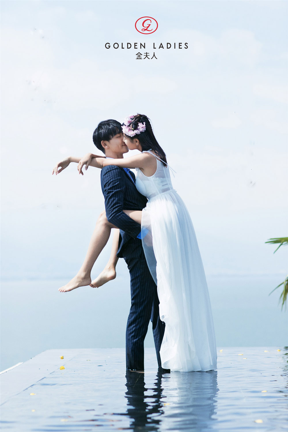 广州金夫人提示：拍摄婚纱照都要提前预约噢！