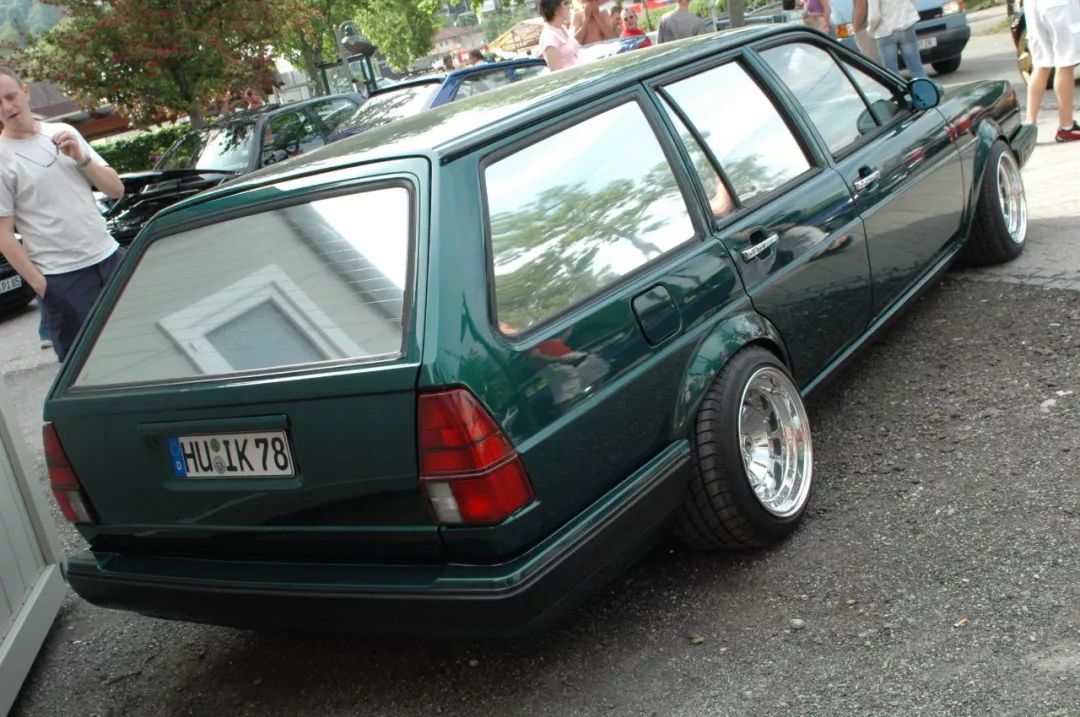 斯巴鲁力狮旅行版07款14万公里,第五代力狮旅行版手动