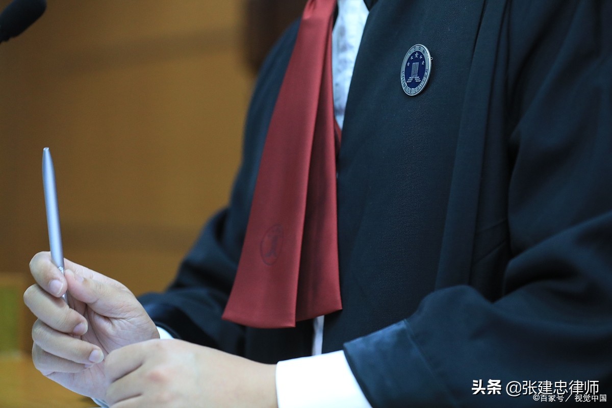 目前律师状态如何,青年律师的生存现状及出路