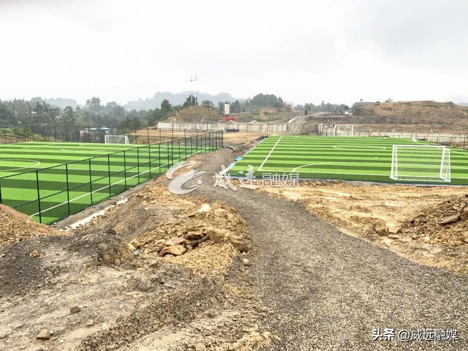 瓒宠鍩哄湴,瑙勬ā澶х殑鎷撳睍璁粌鍩哄湴