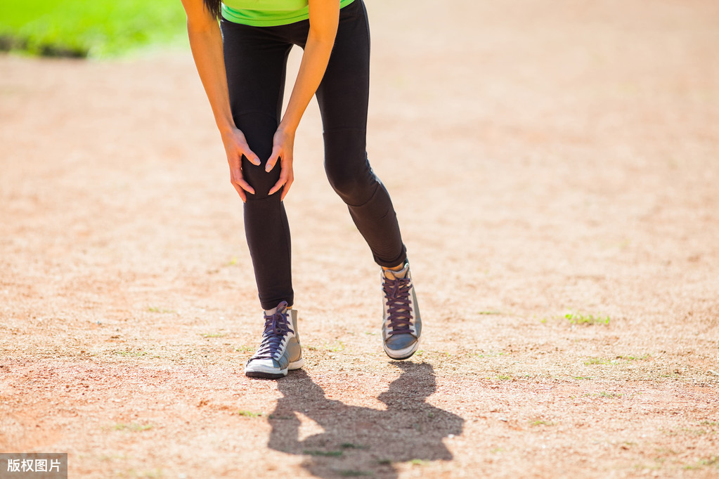 跑步时x型腿怎么矫正,x型腿跑步膝盖疼怎么办