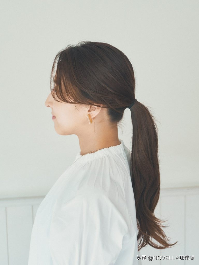 4款超时髦的编发3分钟就能搞定,1分钟搞定四款超流行的编发