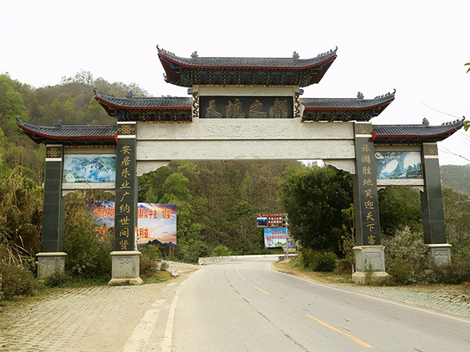 百色市有什么旅游的地方,百色旅游有哪些地方