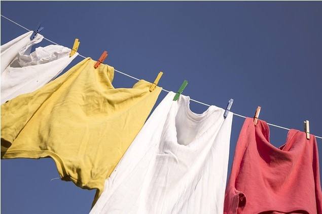 纯棉衣物怎么洗才不掉色,纯棉衣物怎么打理