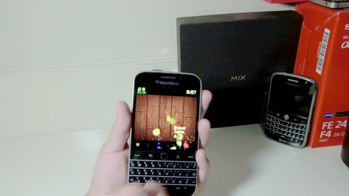 黑莓最新键盘机,黑莓classic2024