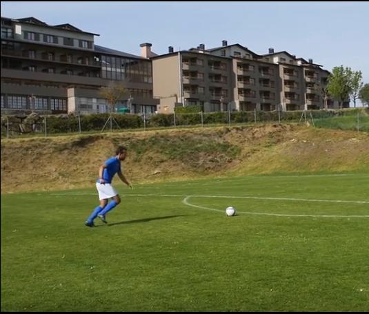 射门教程新手,射门技巧足球教学小学生