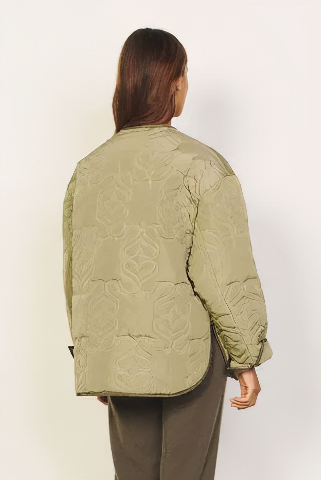 这人手一件的外套真的适合你吗?