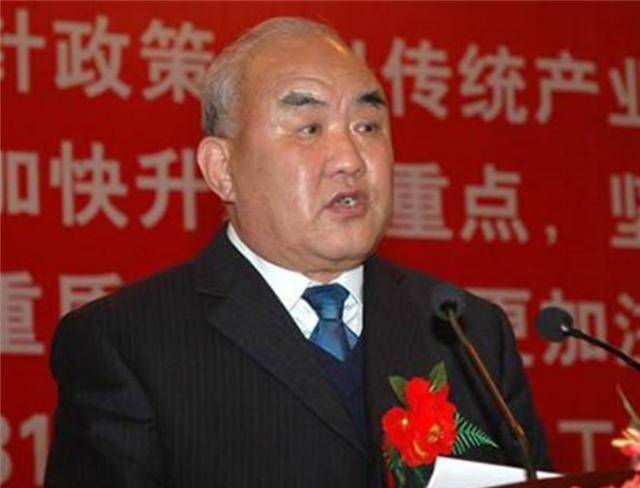 靠农机致富靠谱吗,靠拖拉机起家