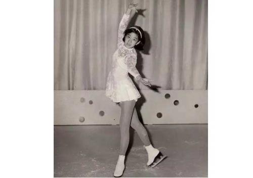 71岁的婚纱女王,71岁的华裔女王